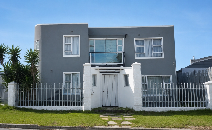 5 Bedroom Property for Sale in Colorado Park Western Cape